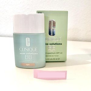 CLINIQUE Acne Solutions BB Cream SPF 40 - Light